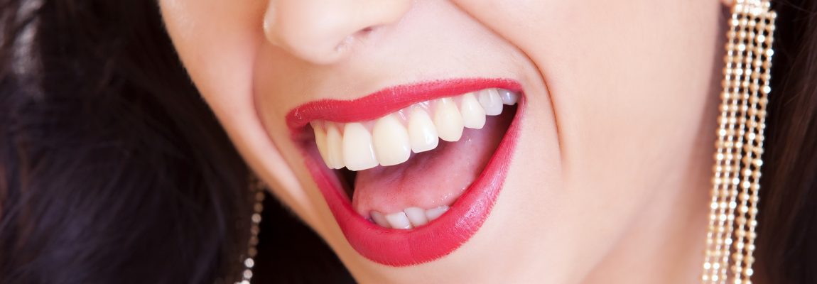 The Dangers of Teeth Whitening